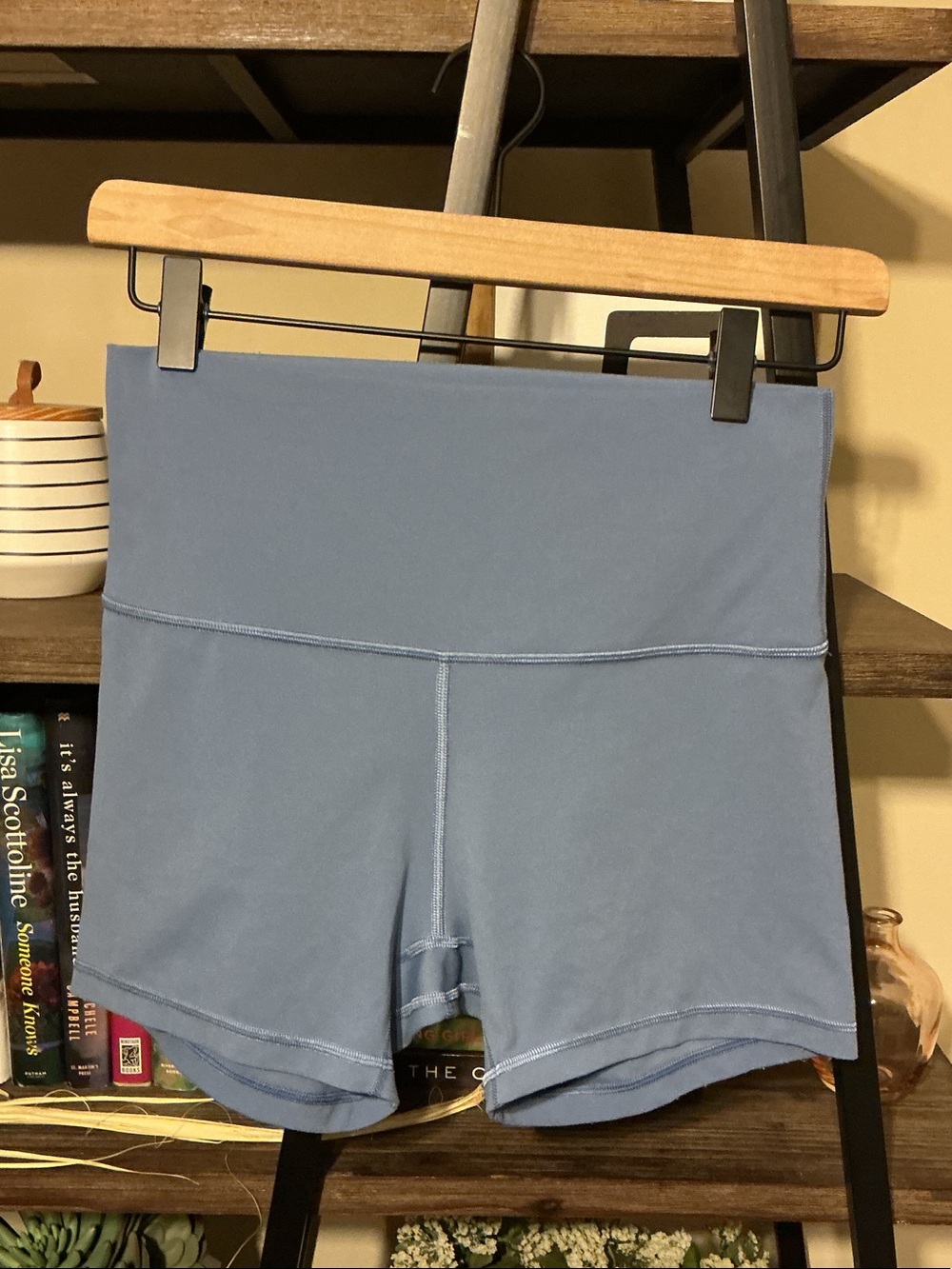 lululemon athletica align shorts Size 8